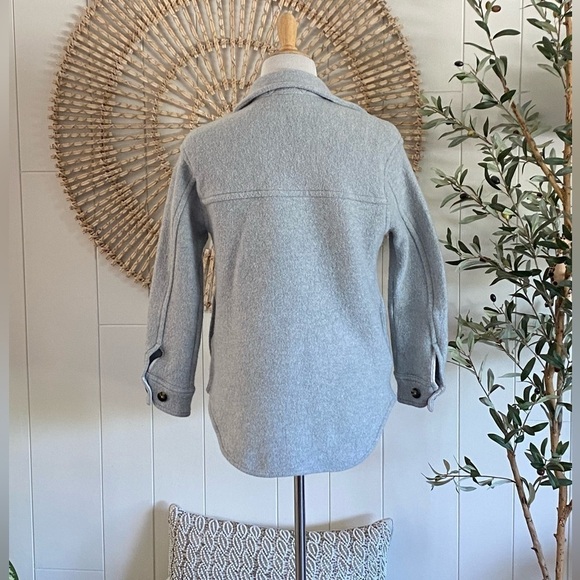 Wilfred Free Aritzia The Ganna Shirt Jacket light grey Size XS - Picture 5 of 10